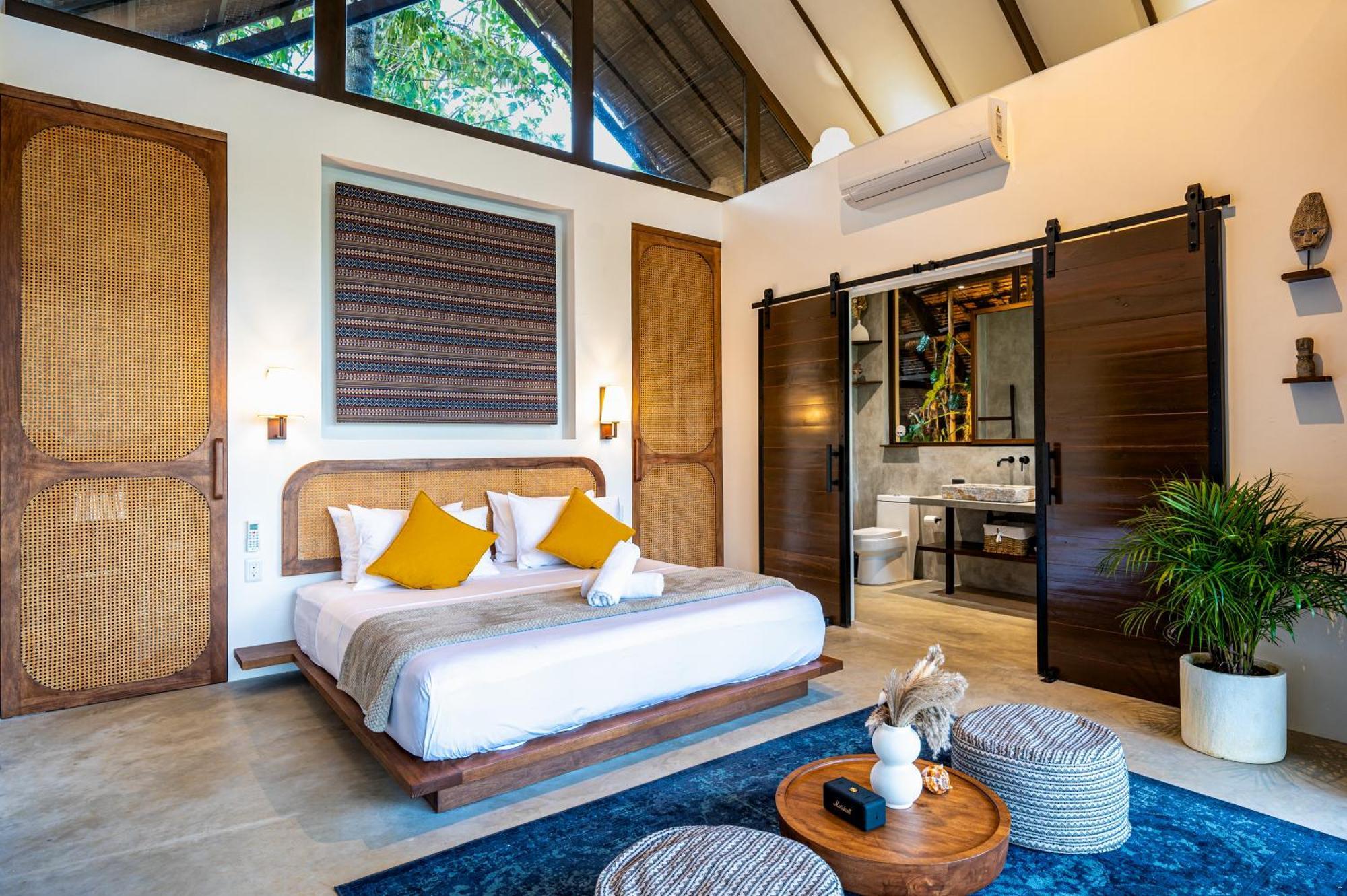 Private Villa With Pool - Kalani River Villas 제너럴 루나 외부 사진